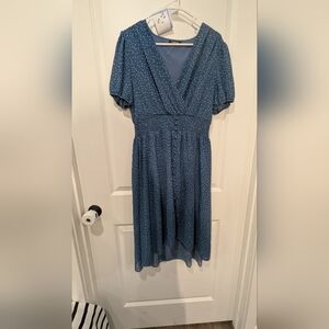 Elegant Blue Polka Dot Midi Dress